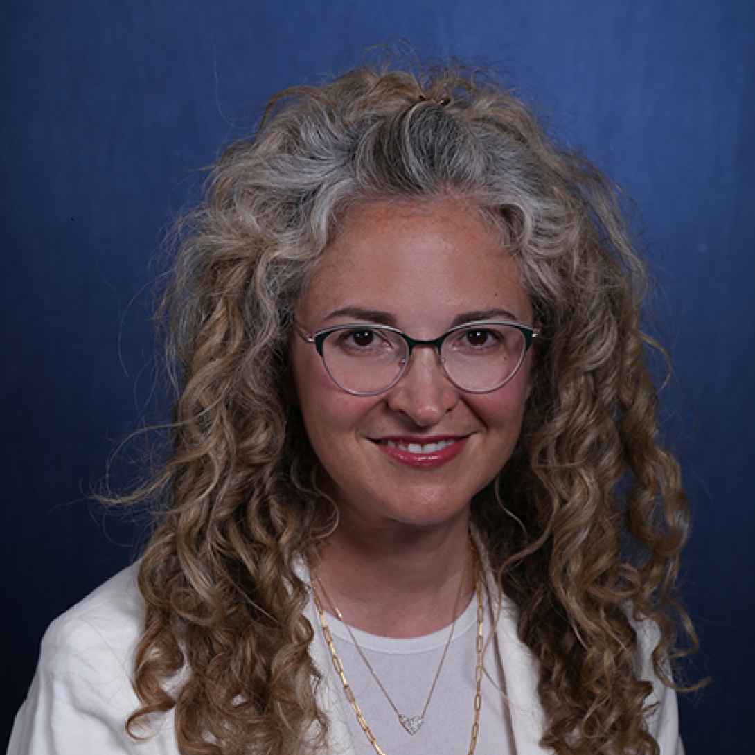 Dr. Ariane Kaplan