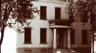 Photo of the original U-M hospital