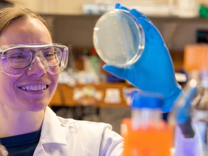 FFMI- woman in lab