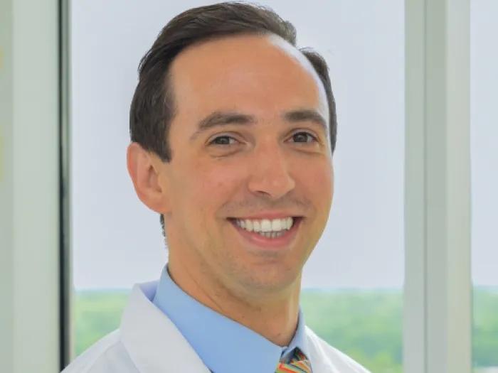 Dr Max Nagle second year fellow in the pulmonary and critical care medicine fellowship