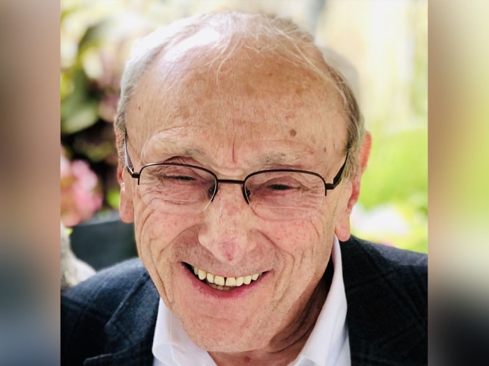 Smiling portrait of Alvin Michaels, M.D.