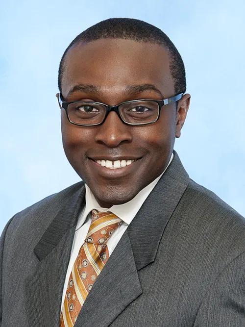 headshot of Shawn-hervey-jumper