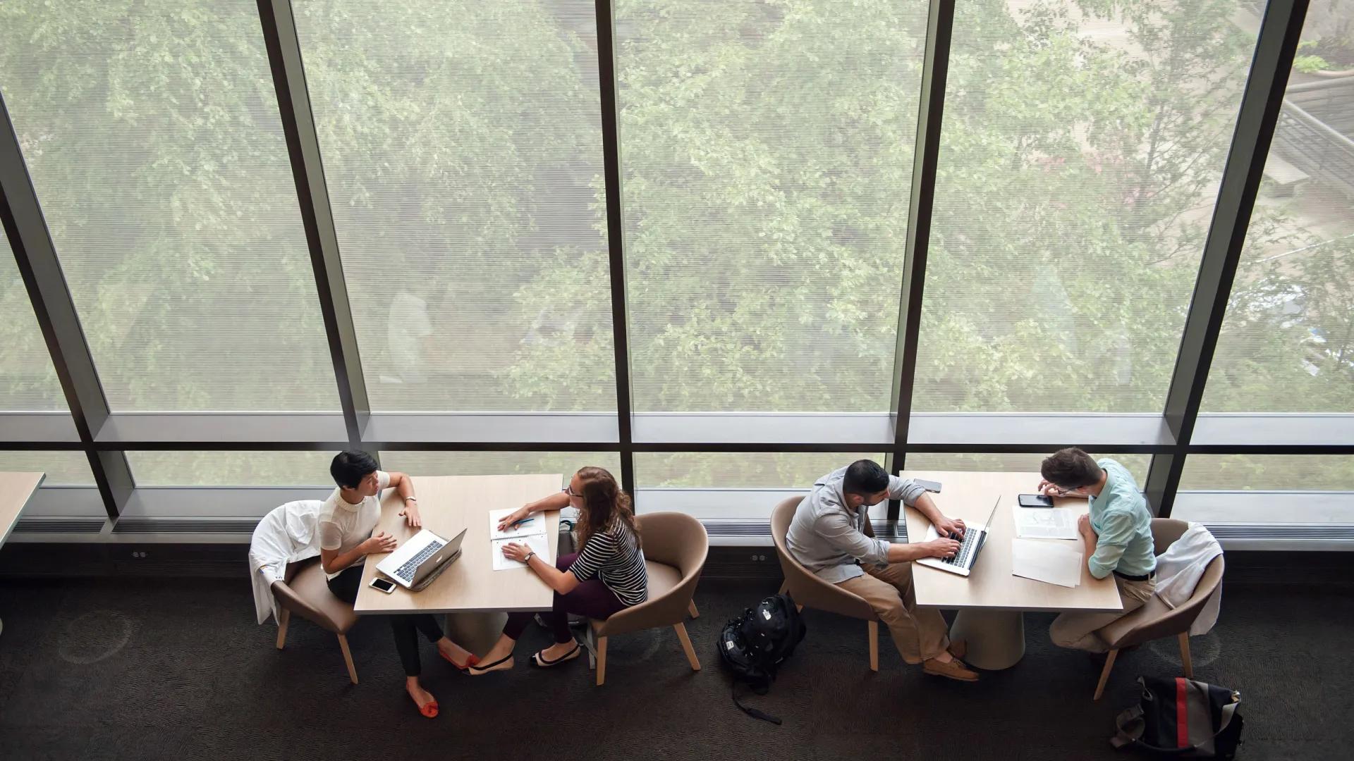 Taubman_Library_071