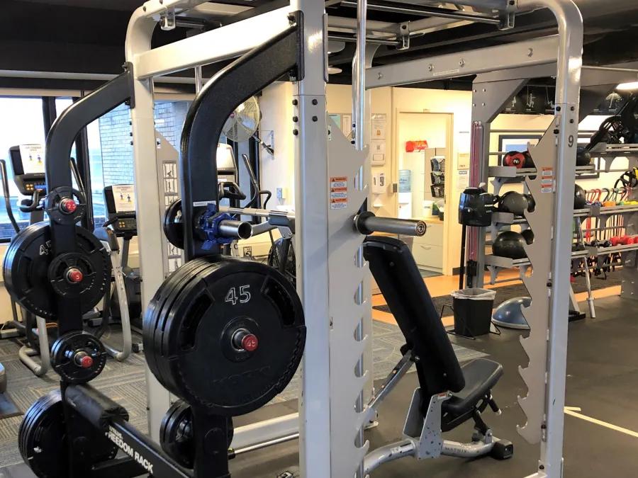 squat rack with weights 