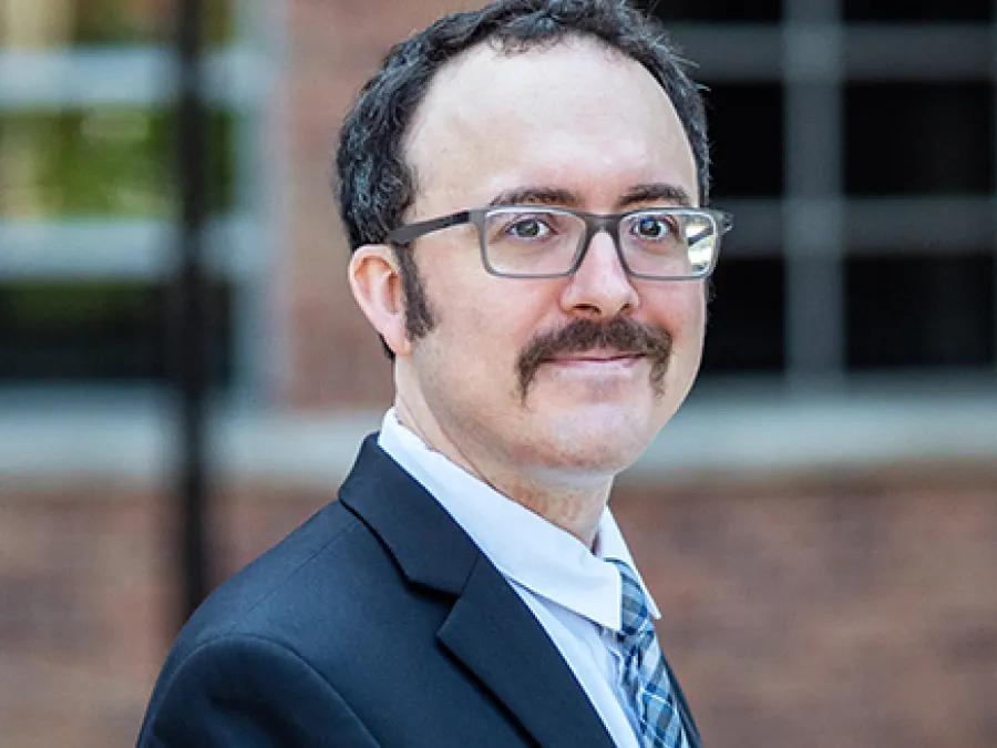 portrait of Sean Harris, PhD