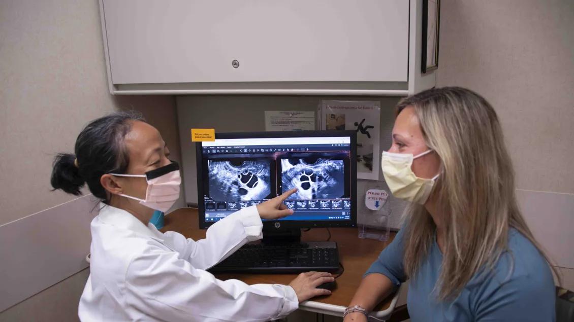 doctor talking to patient 