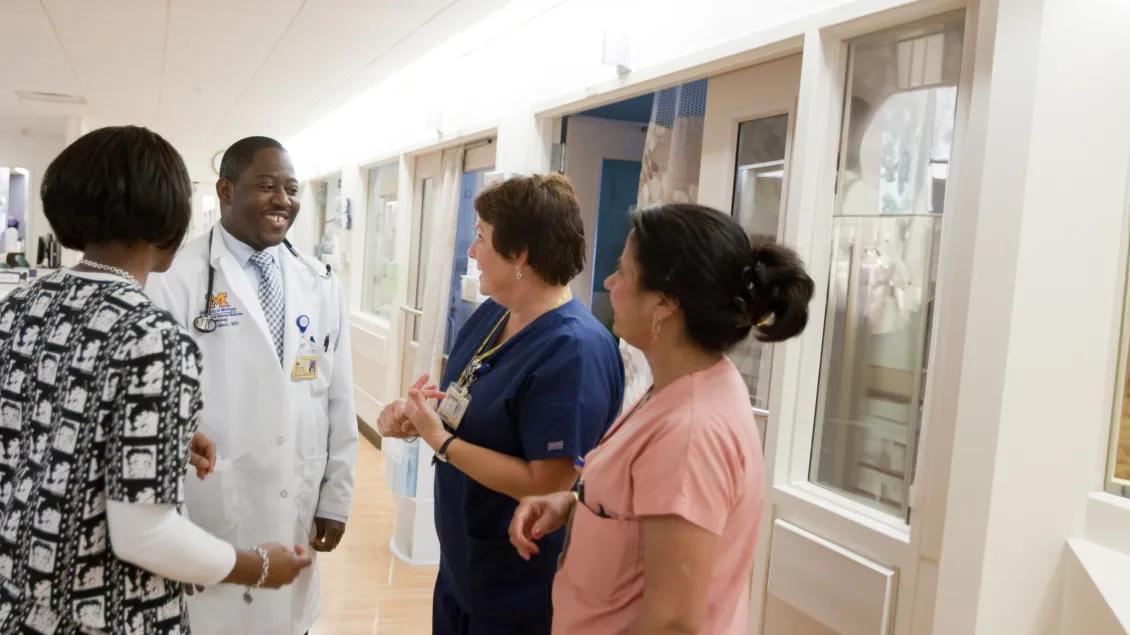 u-m-hospital-8d-clinic-staff