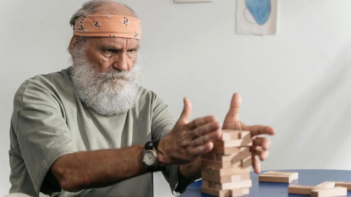 Man playing Jenga