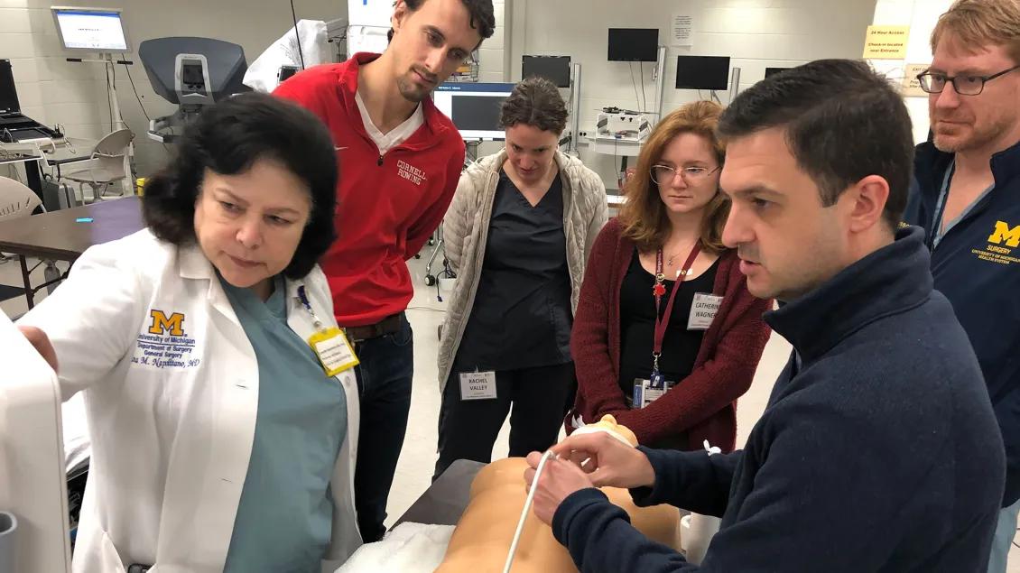 surgery-general-simulation-3