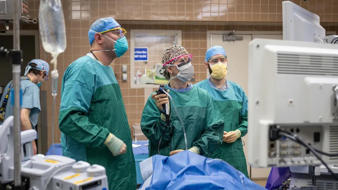 Pulmonology team in the operating room