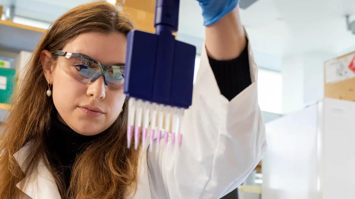 Sara Deschaine in Dr. Charles Burant's lab