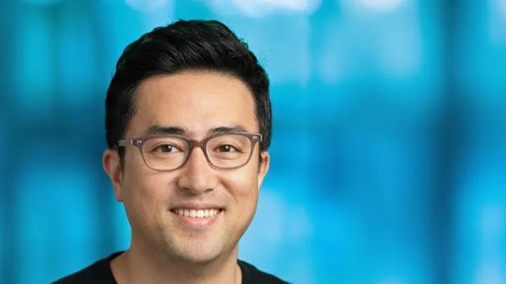 Dan Huh Headshot