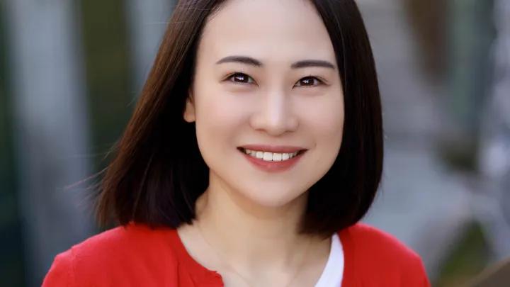 Mingxia Gu Headshot