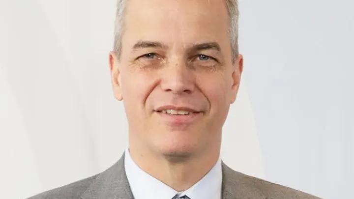 Dr. Tilo Kolbel, MD, PhD