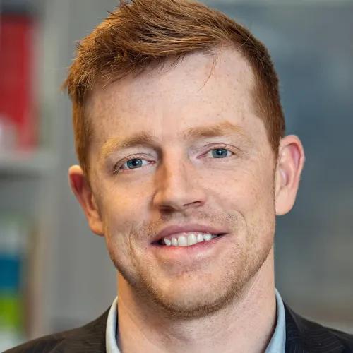 headshot of Dave Jones