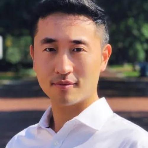 headshot of Bohan Chen