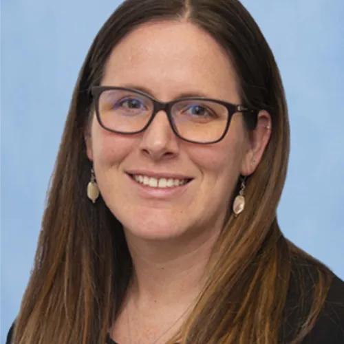 Robin Petroze profile photo