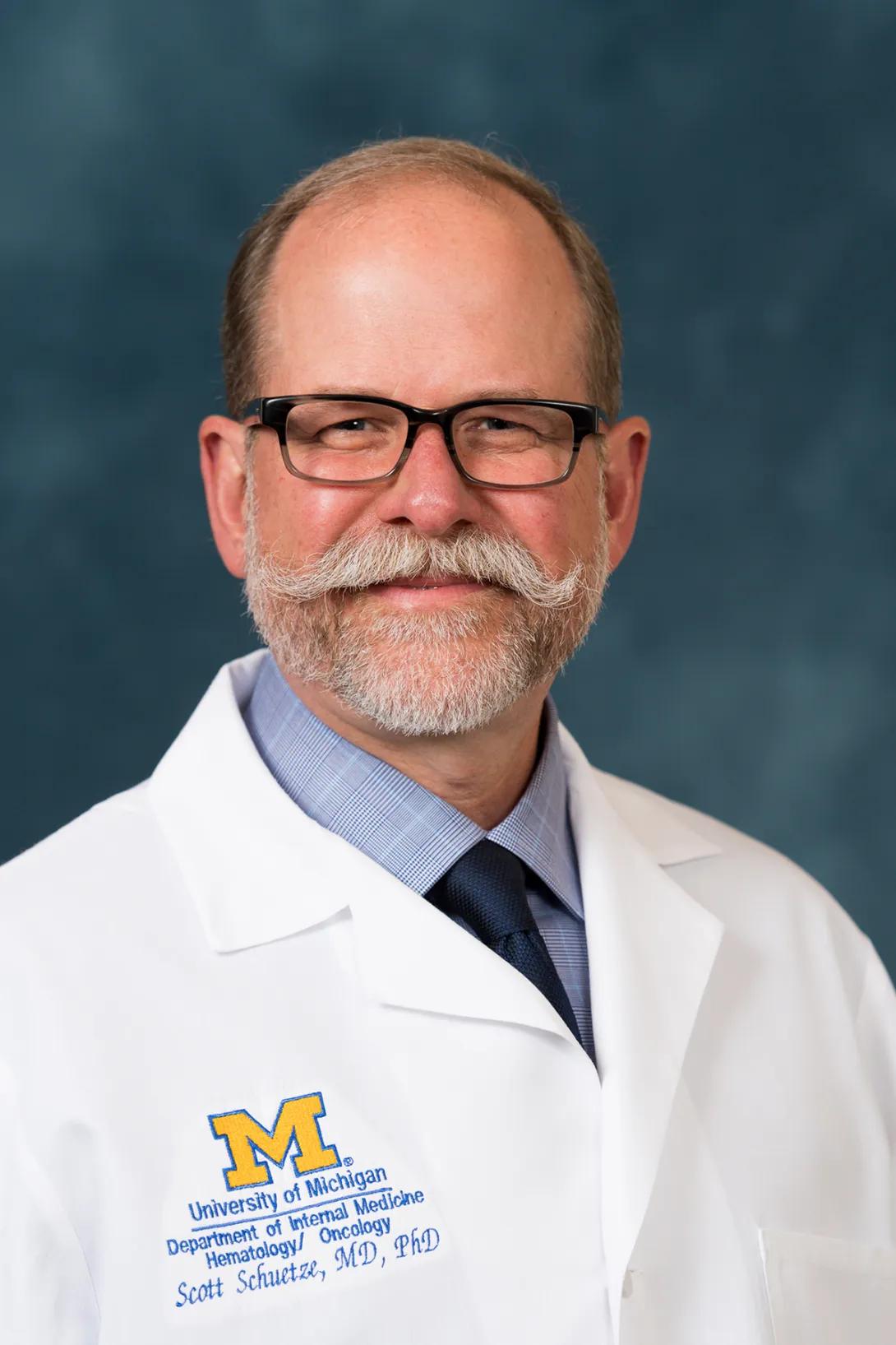 Photo of Scott Schuetze