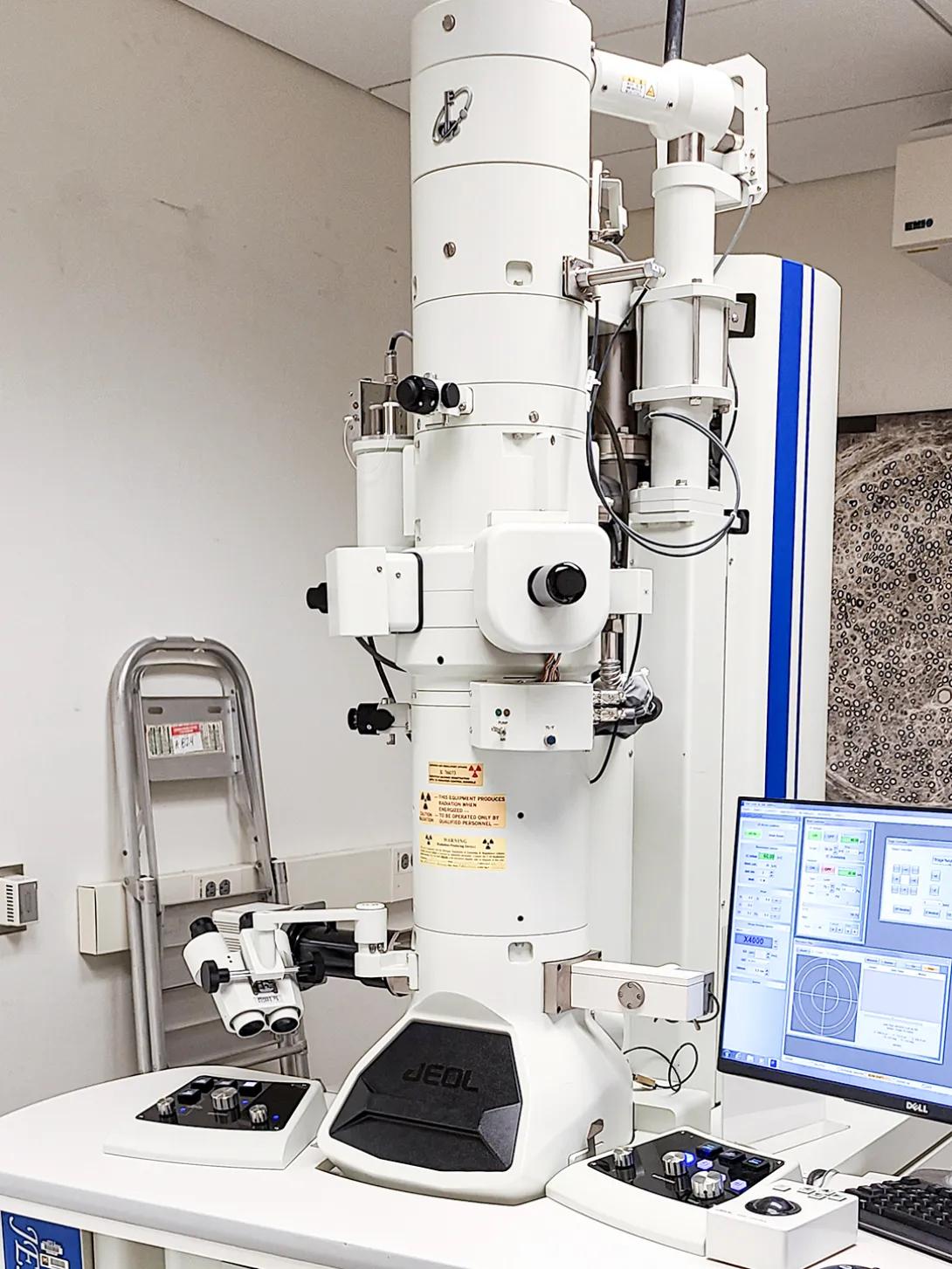 Photo of JEOL JEM 1400 Plus TEM