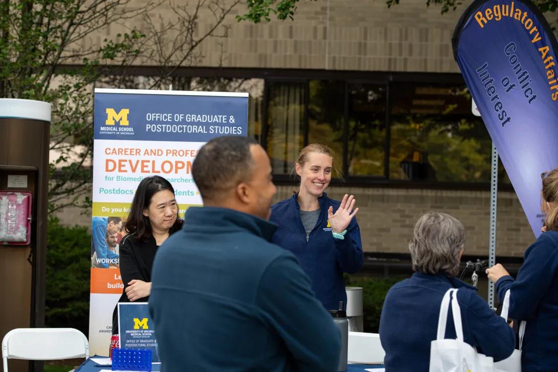 people at Researchpalooza event outdoors