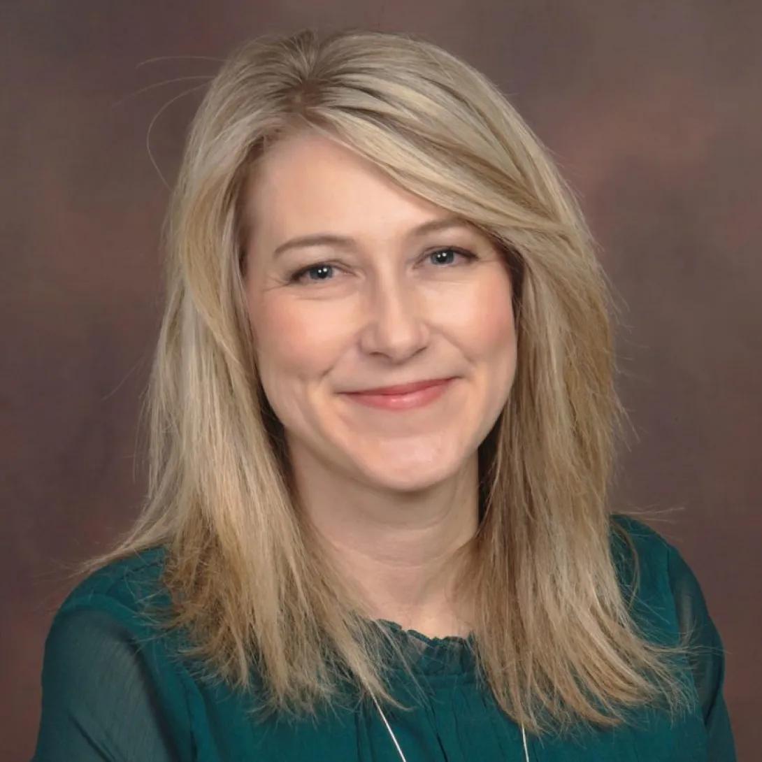 Rebecca Breitner headshot