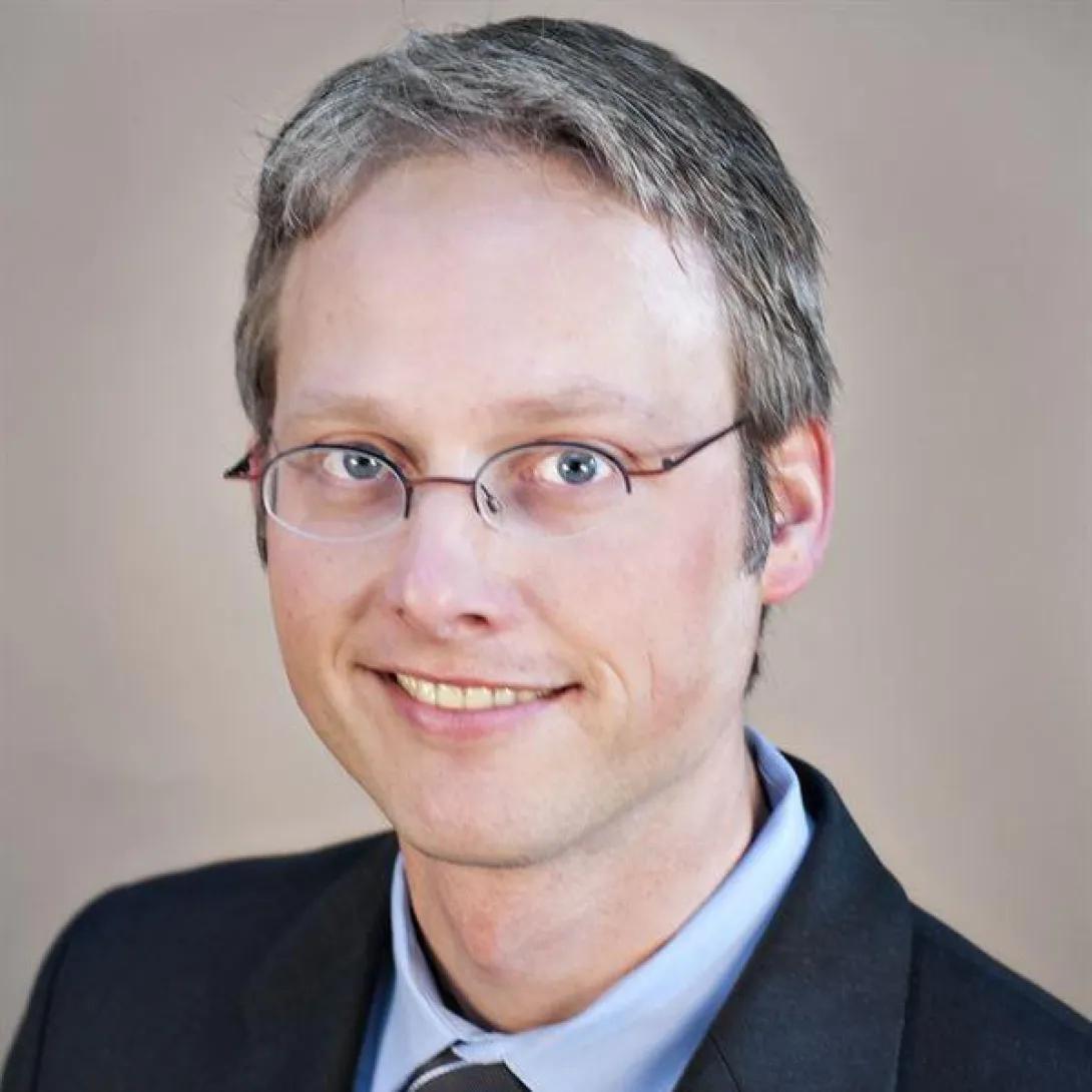Kevin Rogers headshot
