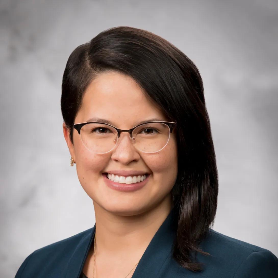 Stephanie Hoffman headshot