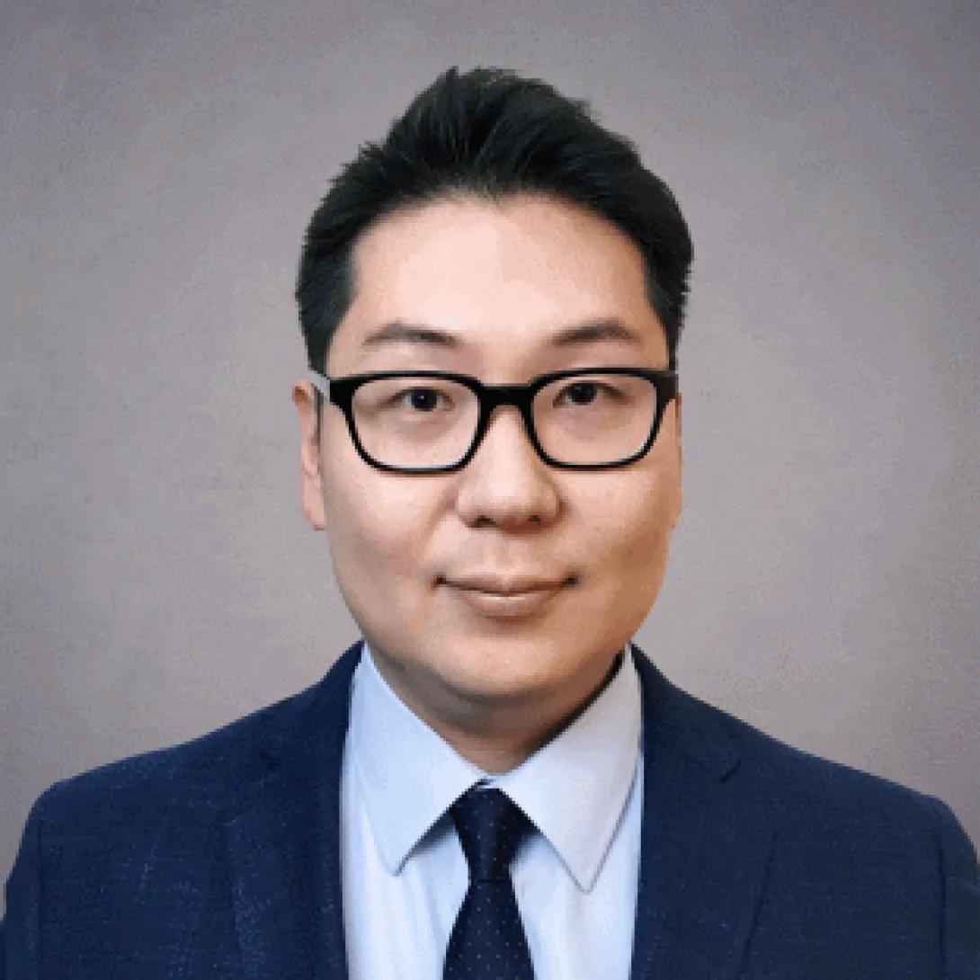 portrait of Hanjoo Kim, Ph.D.