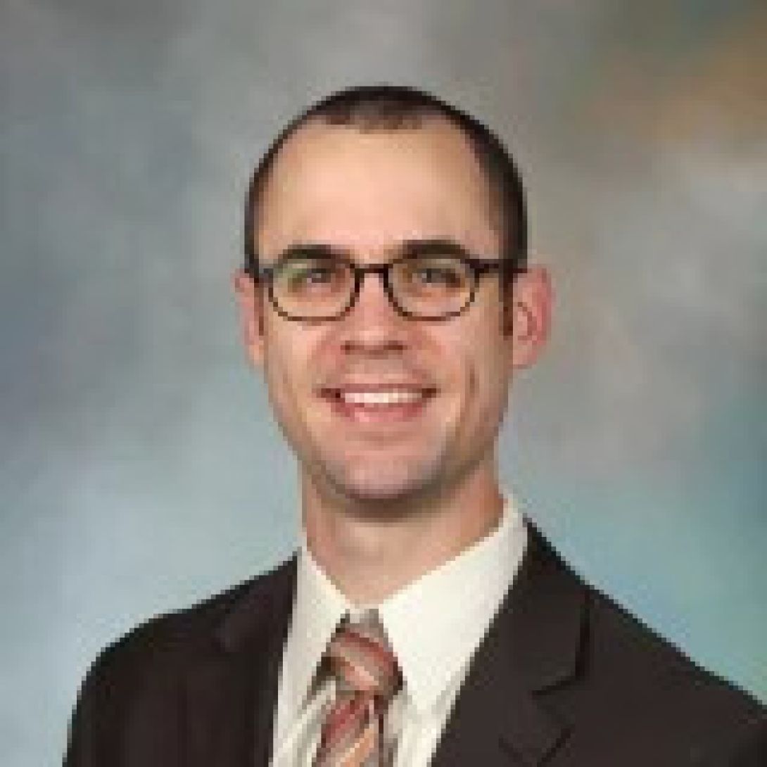 Aaron Mangold headshot