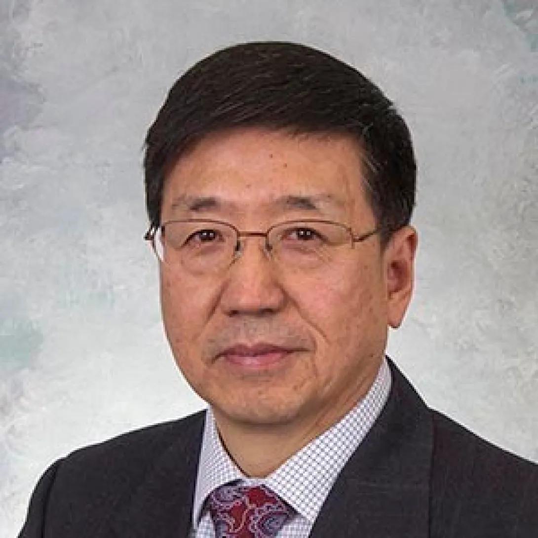 Peter Ma headshot