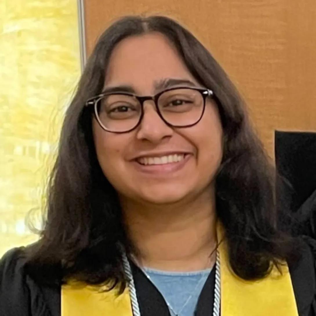Jaynab Akhtar headshot