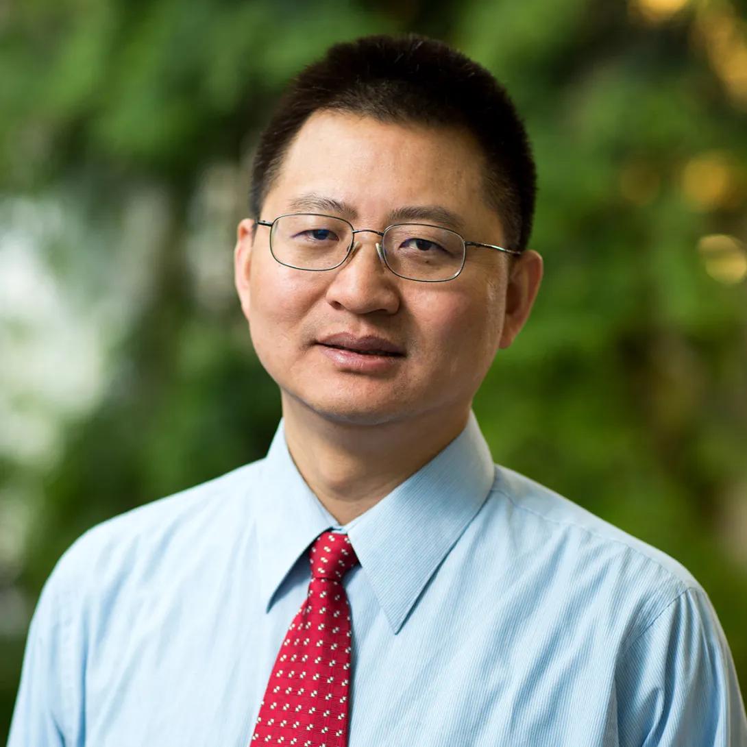 Photo of Oliver He DVM, PhD