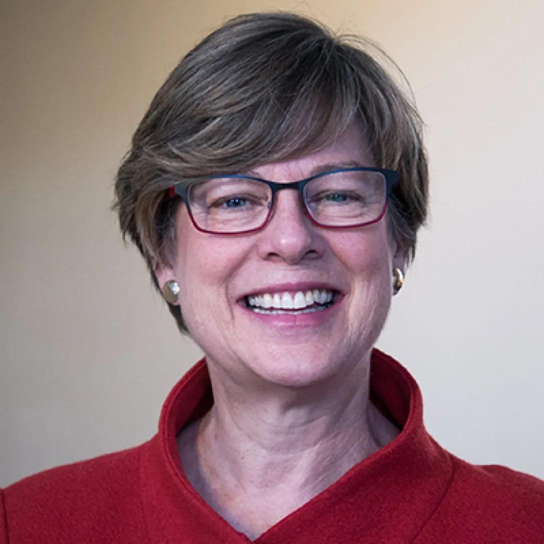 Karen Peterson headshot