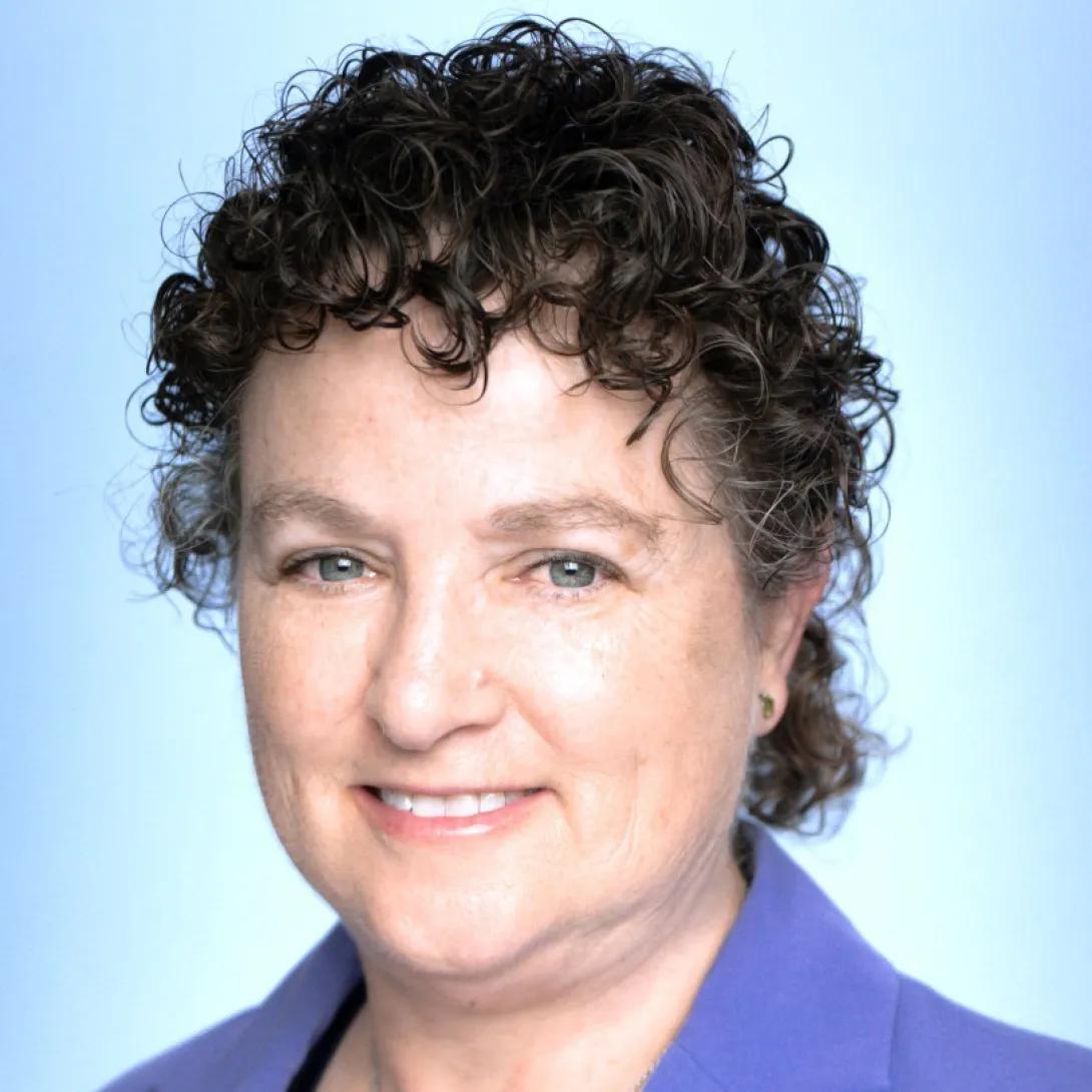  Caroline Richardson, MD 