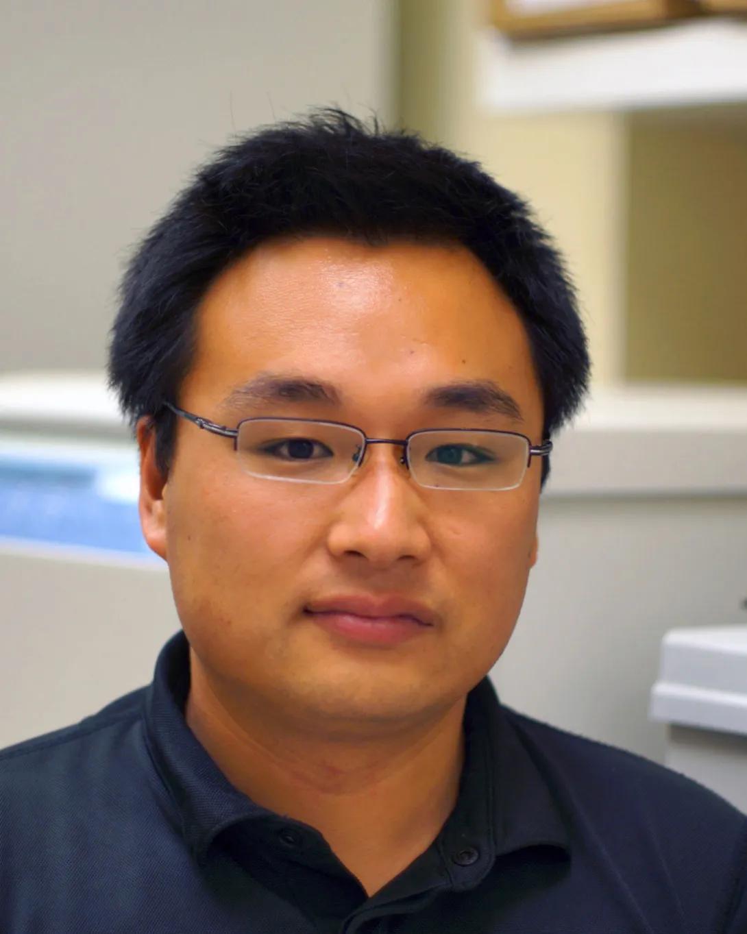 Liu Liu headshot