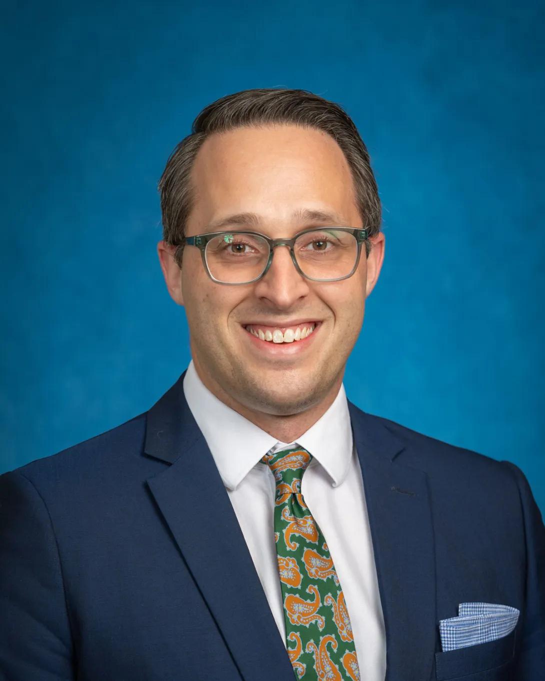 Mike Thompson headshot