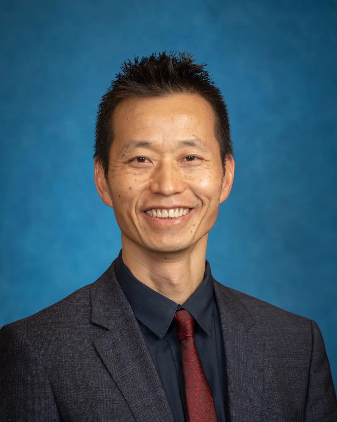 Bo Yang headshot