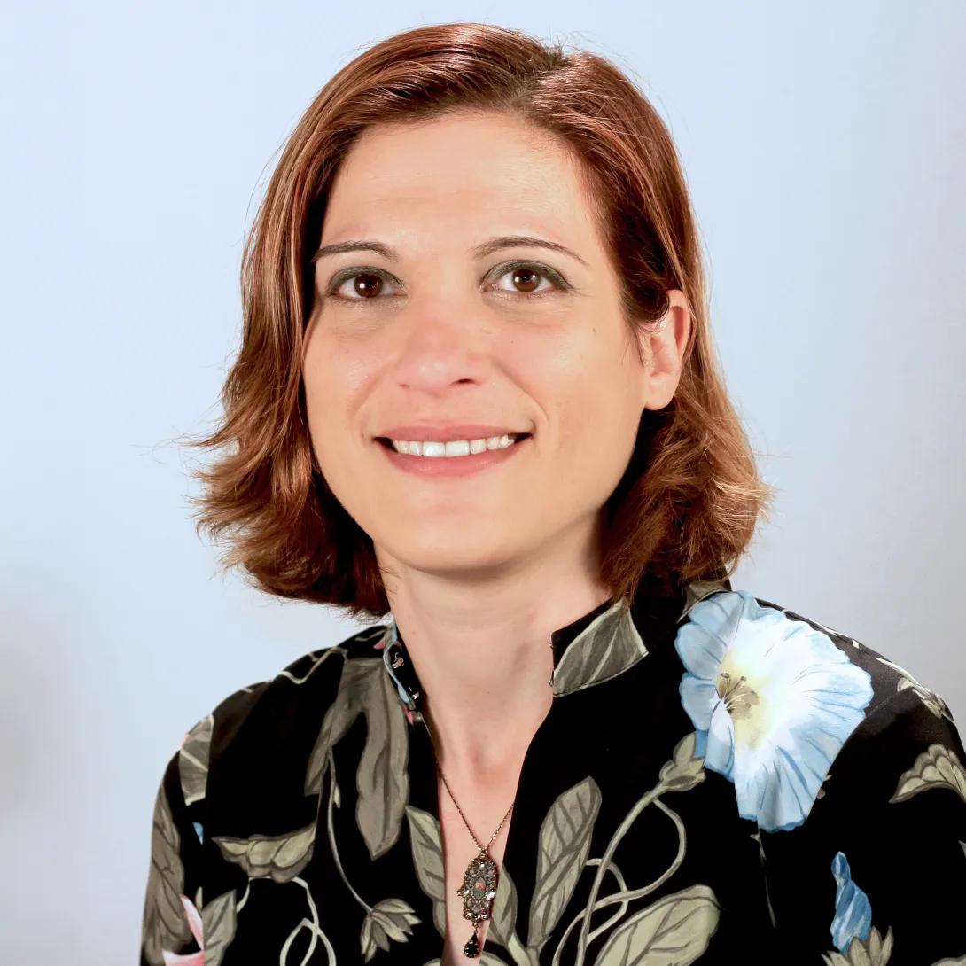 portrait of Inbal Nahum-Shani