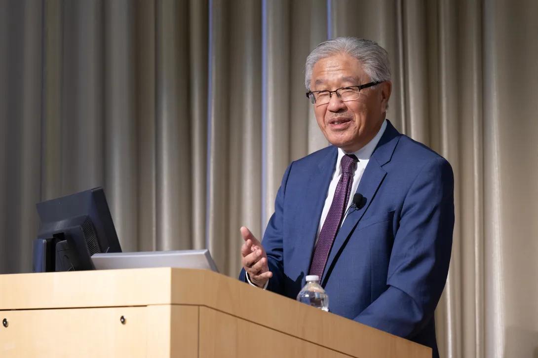 Dr. Victor Dzau speaking at Women Shaping the Future of Health & Science