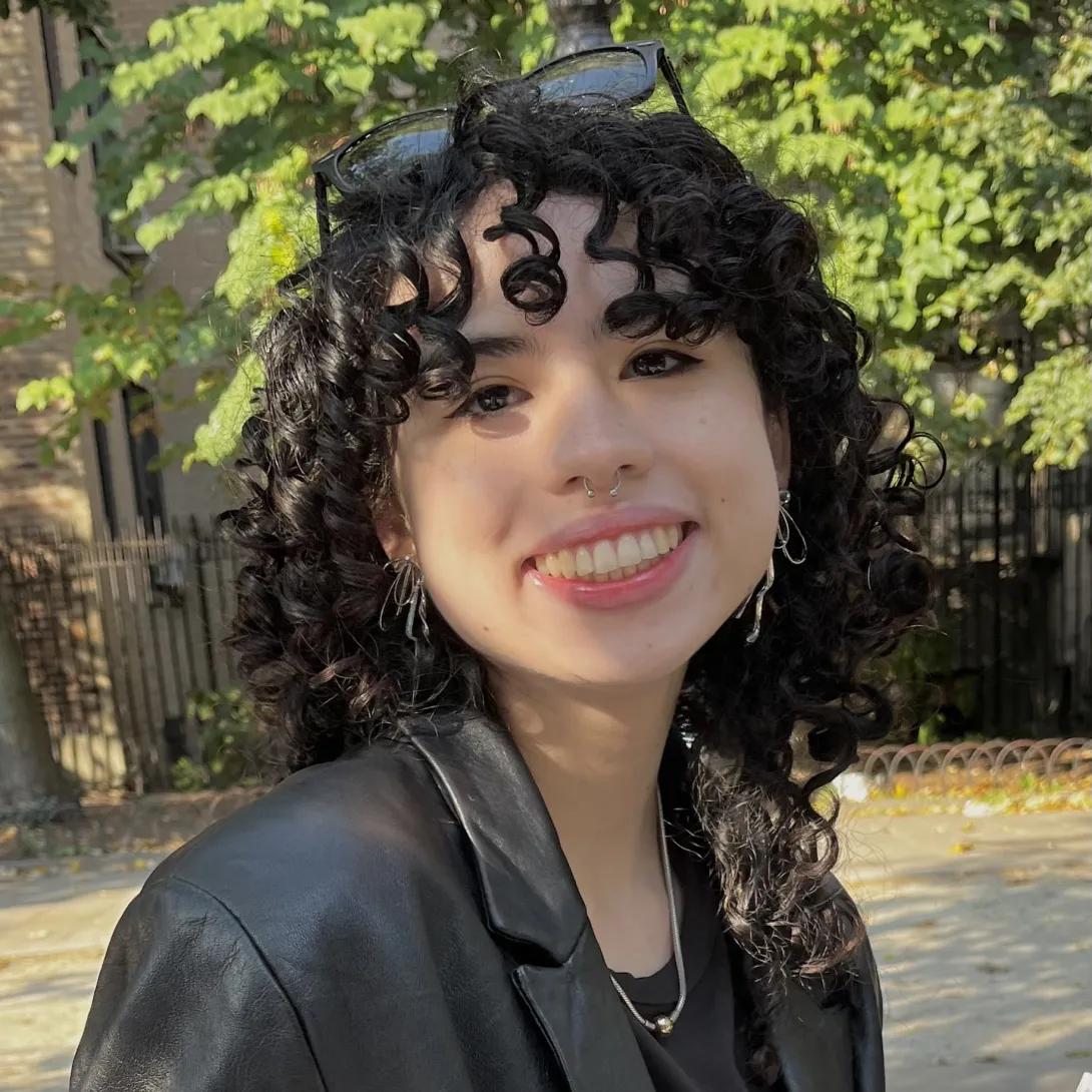 Helena Yllescas-Lopez