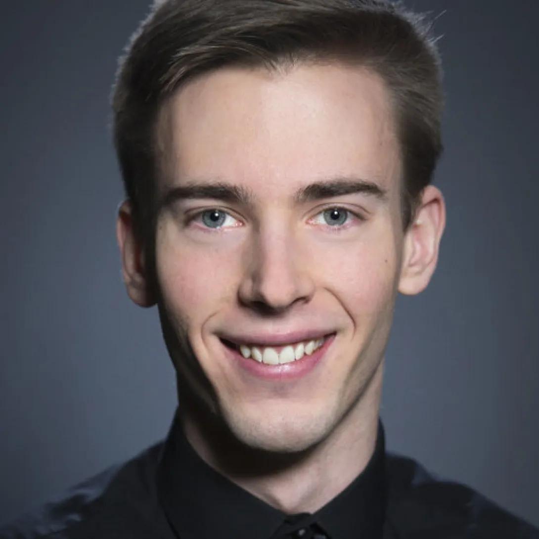 Andrew Devendorf headshot