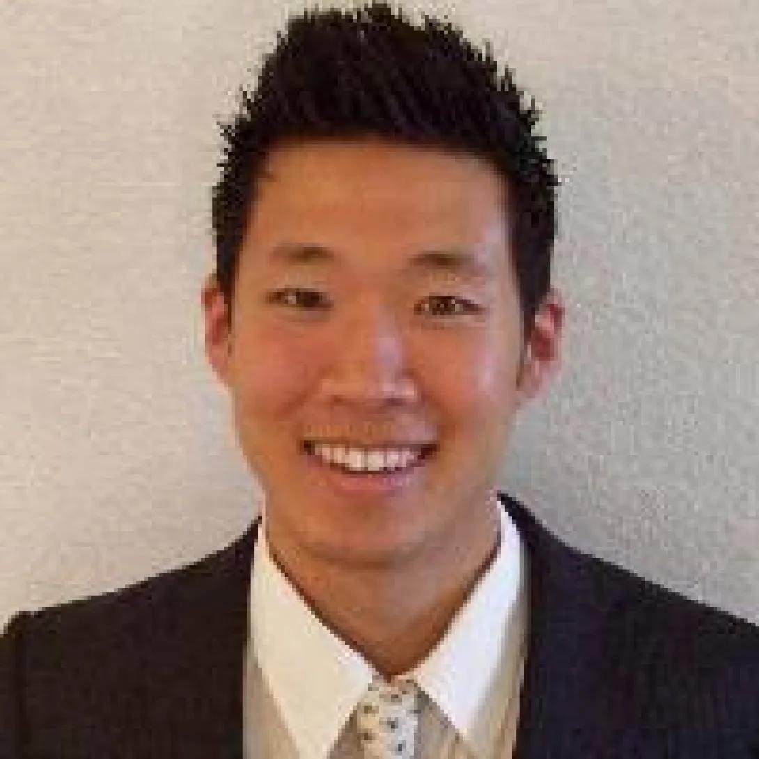 Josh Hwang headshot