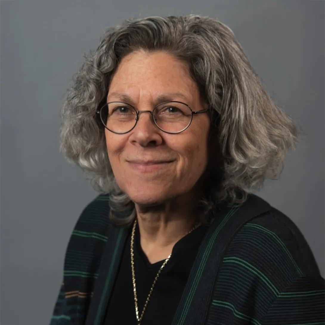 portrait of Diane Robins