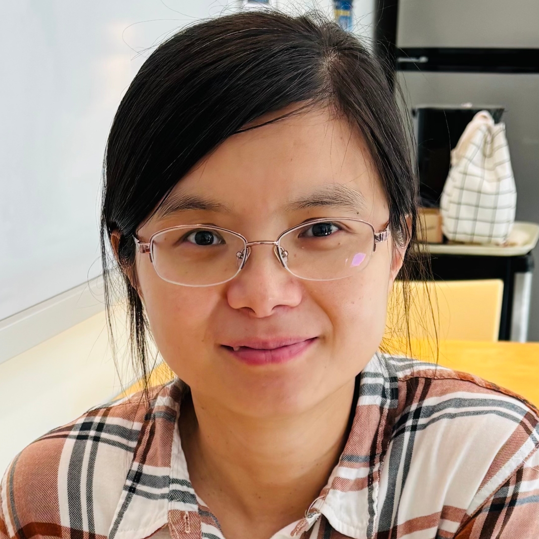 Xiaofang Liu headshot