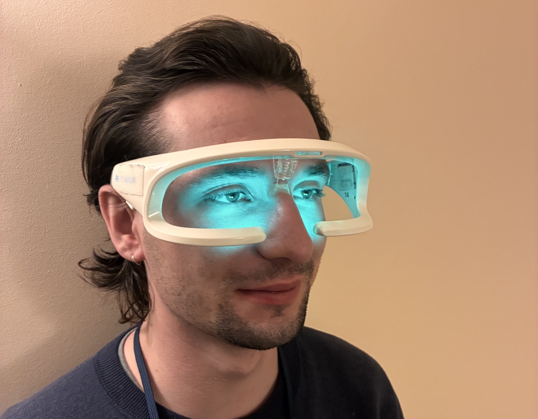 light glasses