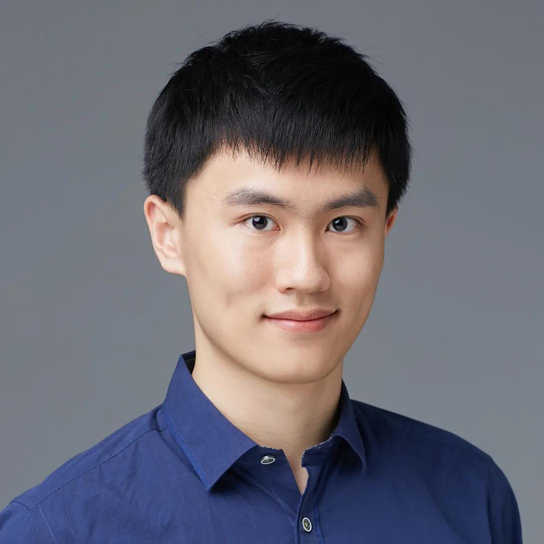 portrait of Simeon (Zixiong) Huang, MD