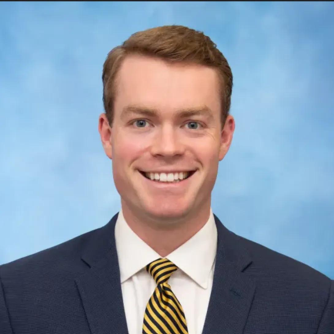 Davis headshot 